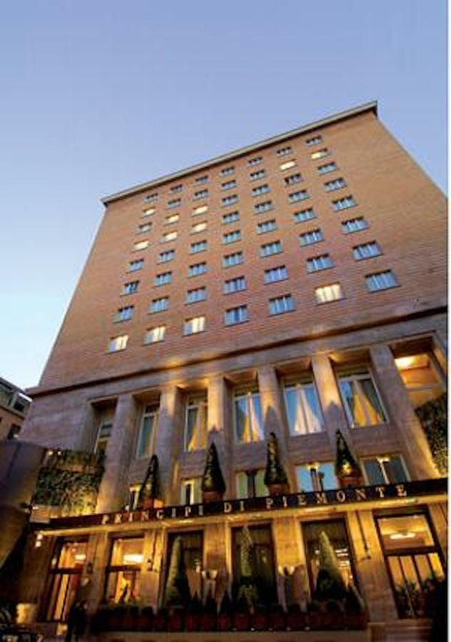 Principi di Piemonte | UNA Esperienze Turín Exterior foto The hotel in 2011
